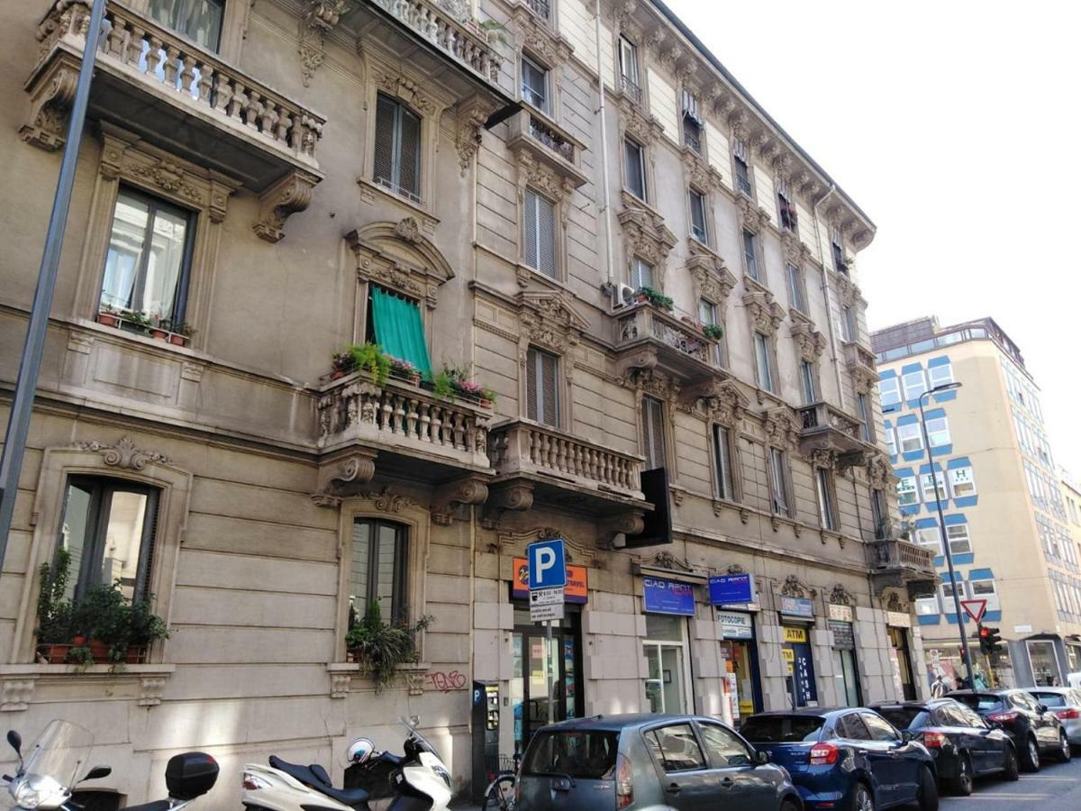 Studio Stazione Centrale Milaan Buitenkant foto